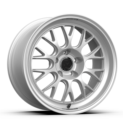 fifteen52 Holeshot RSR 19x9.5 5x120 ET22 Radiant Silver