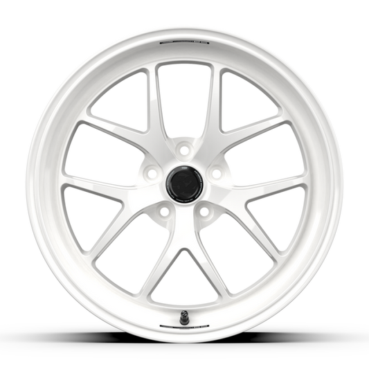 fifteen52 Sector RSR 19x9.5 5x114.3 ET38 Rally White