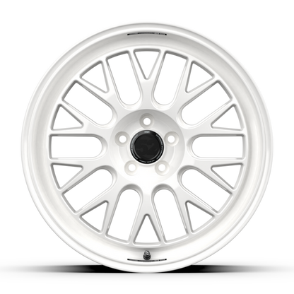 fifteen52 Holeshot RSR 19x8.5 5x108 ET42 Rally White