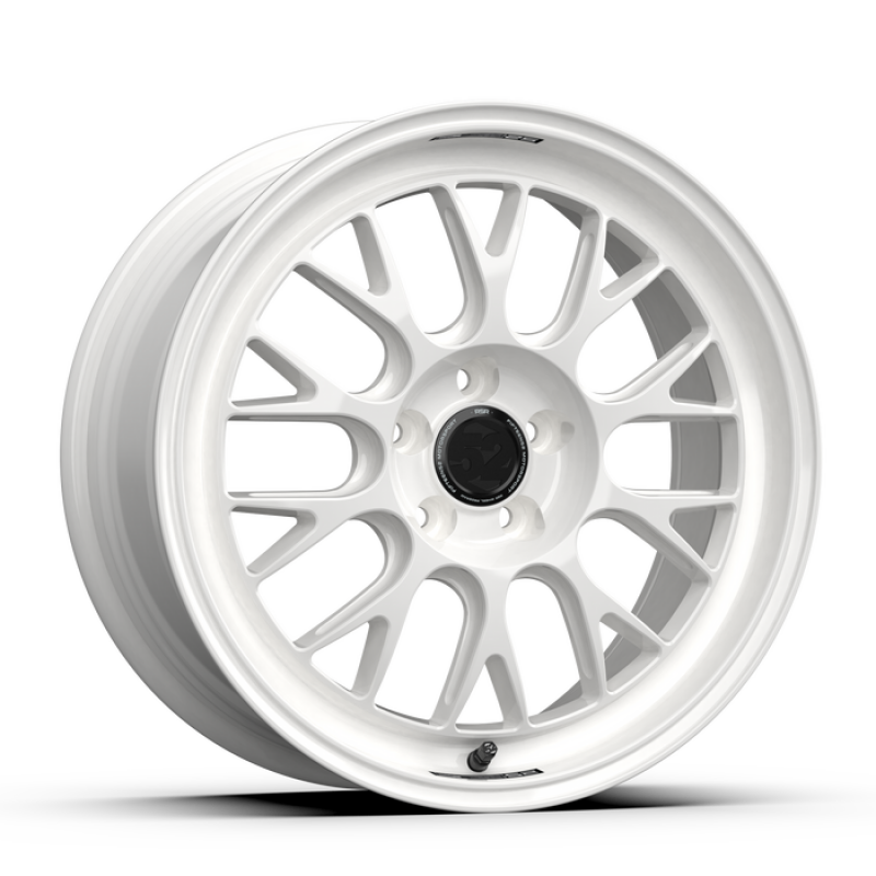 fifteen52 Holeshot RSR 18x8.5 5x108 ET42 Rally White