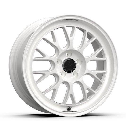 fifteen52 Holeshot RSR 18x8.5 5x108 ET42 Rally White