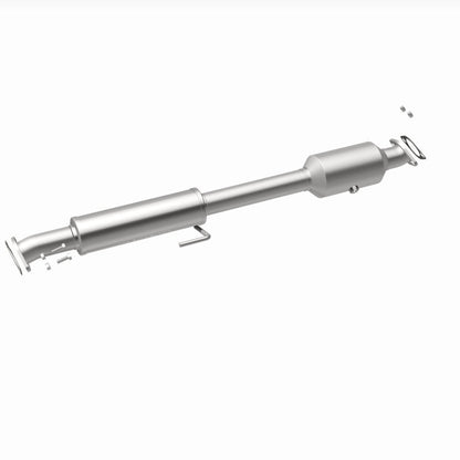 Magnaflow 2015 Kia Optima 2.4L Direct Fit Cat Converter (California Grade)