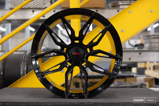Vossen x Novitec NF11 22x12 ET:52 Gloss Black Ferrari 12Cilindri F167 Rear Wheel