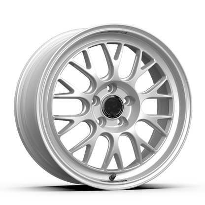 fifteen52 Holeshot RSR 18x8.5 5x112 ET42 Radiant Silver