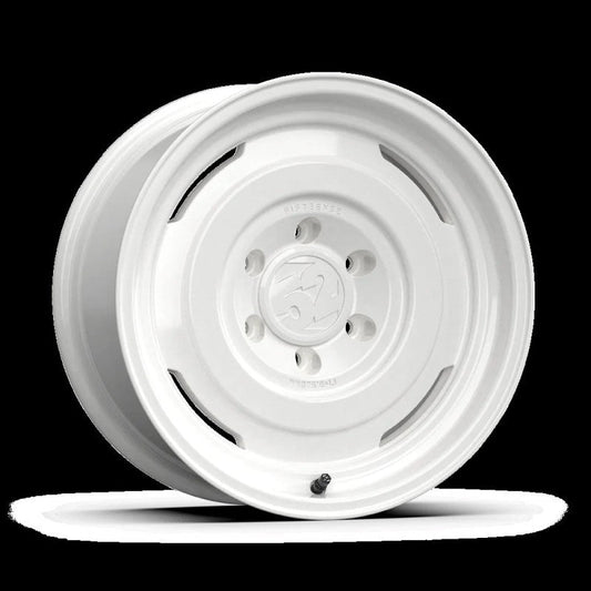 fifteen52 Analog HD 17x8.0 5x120 ET25 Classic White Wheel