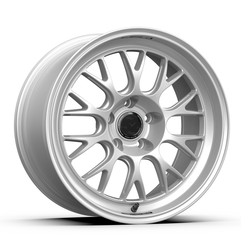 fifteen52 Holeshot RSR 20x11 5x114.3 ET52 Radiant Silver