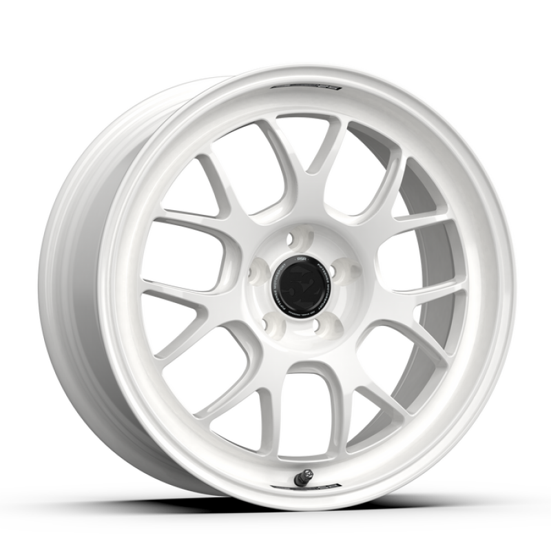 fifteen52 Apex RSR 18x8.5 5x108 ET42 Rally White