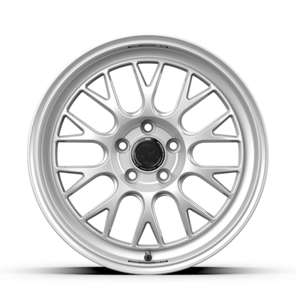 fifteen52 Holeshot RSR 18x8.5 5x112 ET42 Radiant Silver
