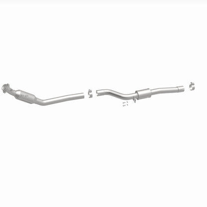 Magnaflow Conv DF 2013-2017 SL550 V8 4.6 OEM Underbody