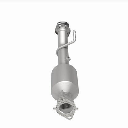 Magnaflow 20-21 Nissan NV200 2.0L Direct Fit Cat Converter (California Grade)