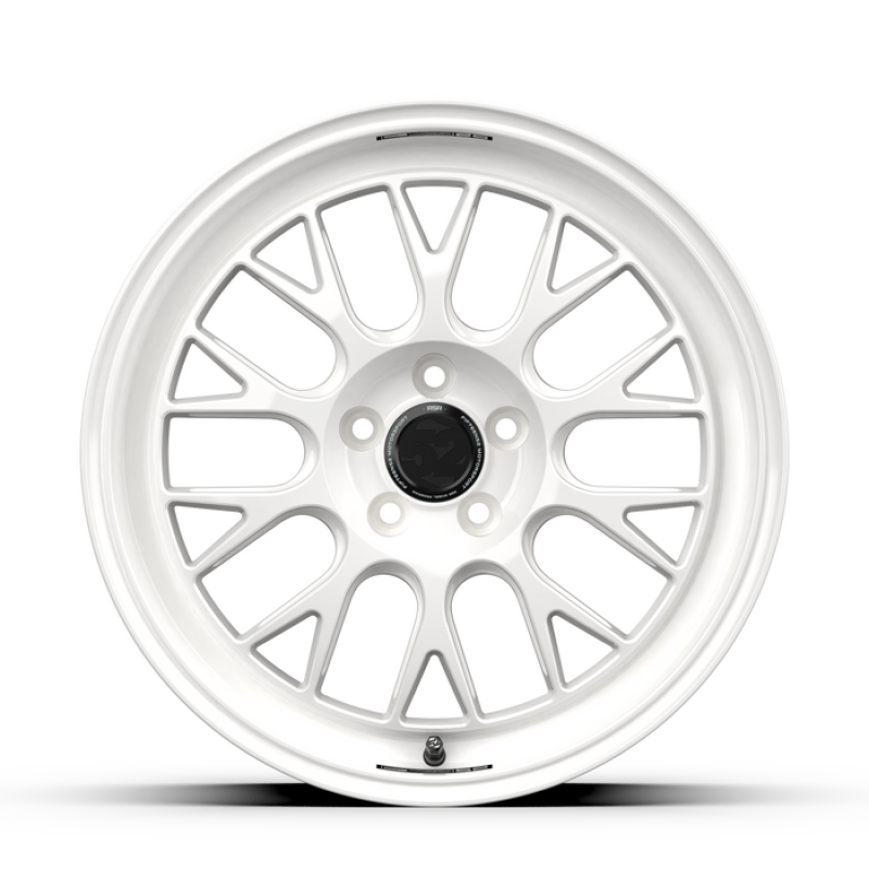 fifteen52 Holeshot RSR 18x8.5 5x108 ET42 Rally White