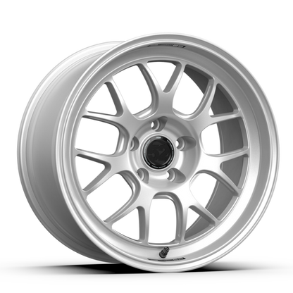 fifteen52 Apex RSR 18x10.5 5x120 ET25 Radiant Silver