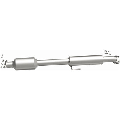 Magnaflow 2015 Kia Optima 2.4L Direct Fit Cat Converter (California Grade)