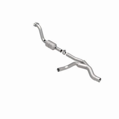 MagnaFlow Conv DF 04-06 Dodge Durango 5.7L Passenger Side