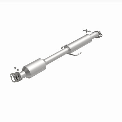 Magnaflow 2015 Kia Optima 2.4L Direct Fit Cat Converter (California Grade)