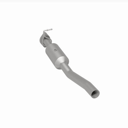MagnaFlow 16-19 Ford F-53 V10 6.8L Underbody Direct-Fit Catalytic Converter