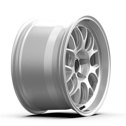 fifteen52 Apex RSR 18x10.5 5x120 ET25 Radiant Silver